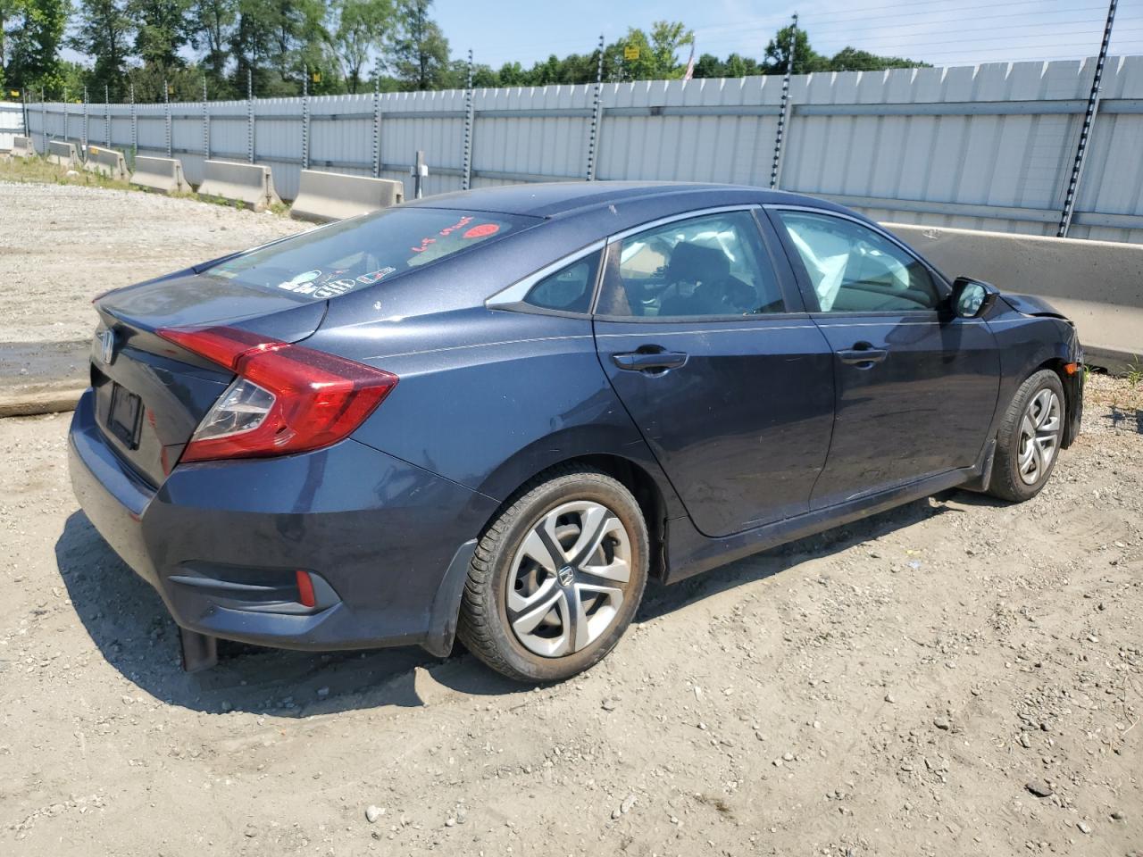 2018 Honda Civic Lx vin: 2HGFC2F55JH531306