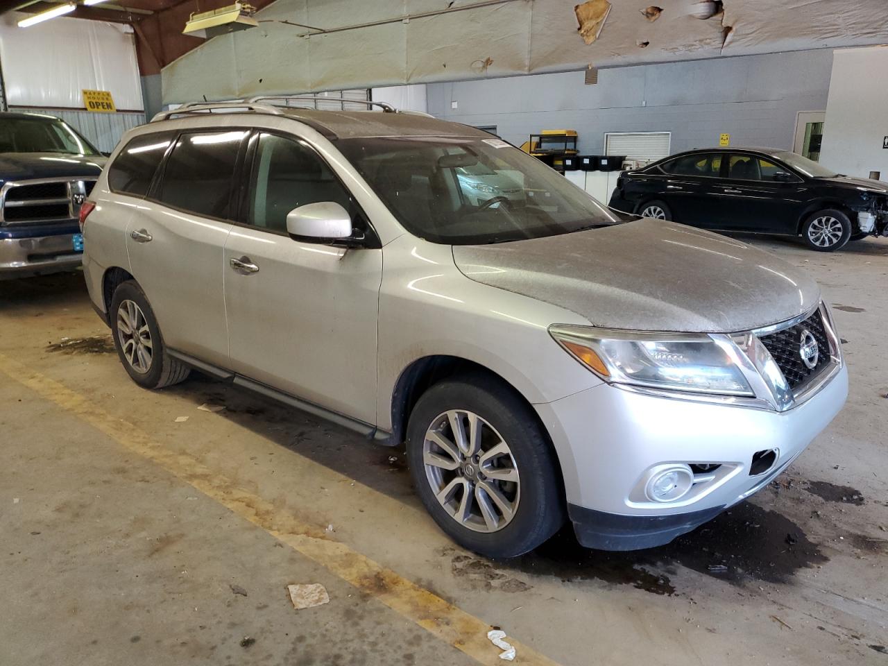2013 Nissan Pathfinder S vin: 5N1AR2MM0DC608300
