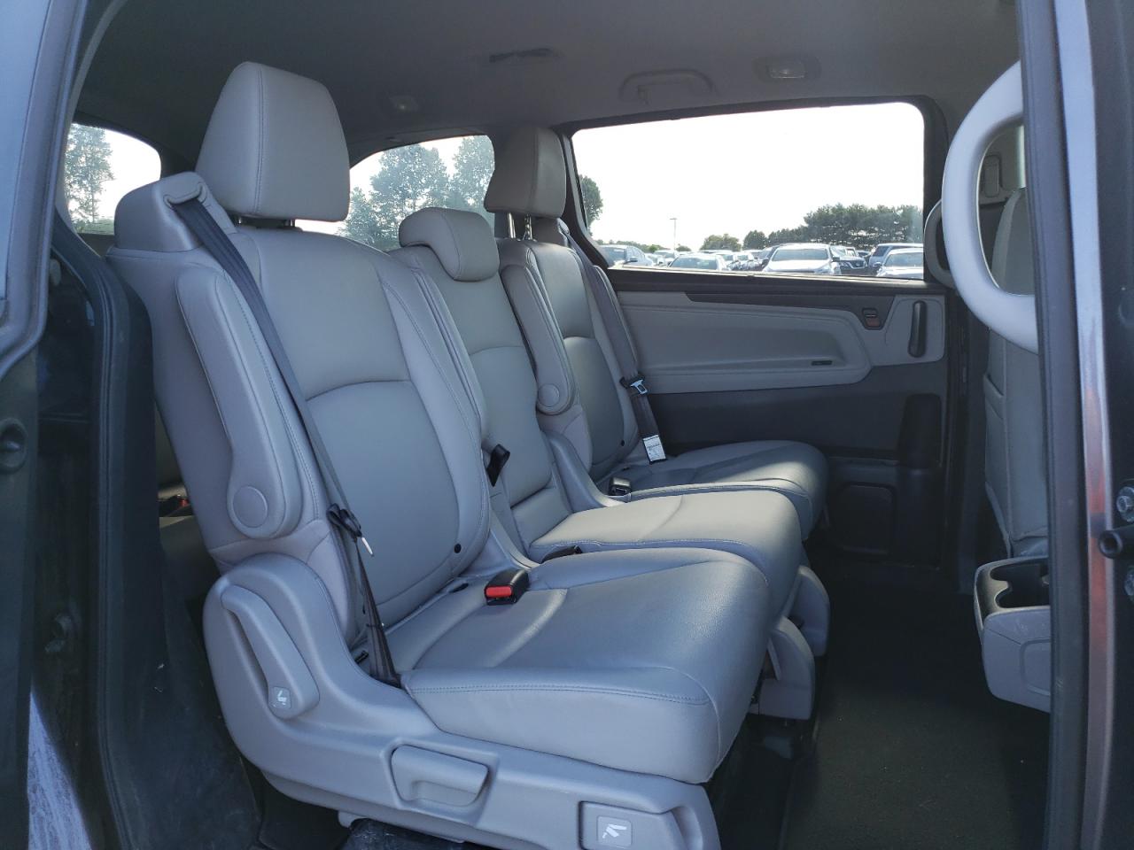 2019 Honda Odyssey Exl vin: 5FNRL6H74KB025670