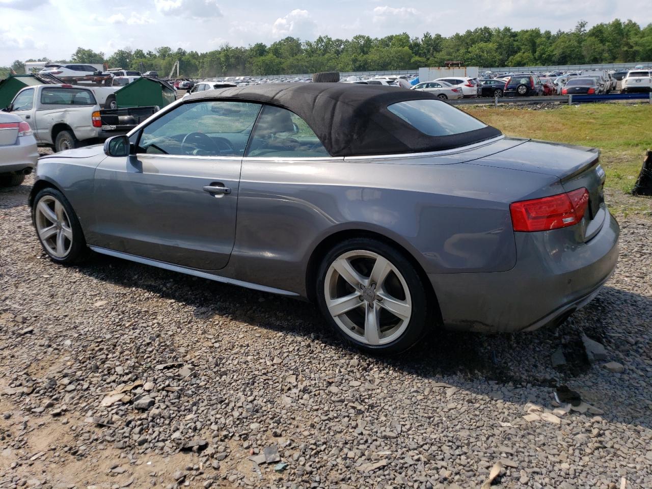 2015 Audi A5 Premium Plus vin: WAUMFAFH6FN008633