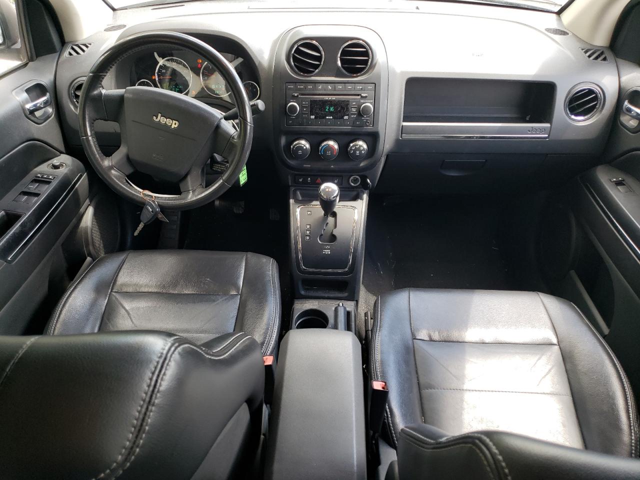 1J4NF5FB8AD581567 2010 Jeep Compass Limited