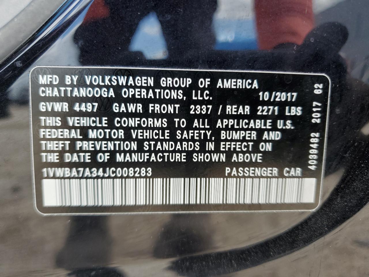 1VWBA7A34JC008283 2018 Volkswagen Passat Se