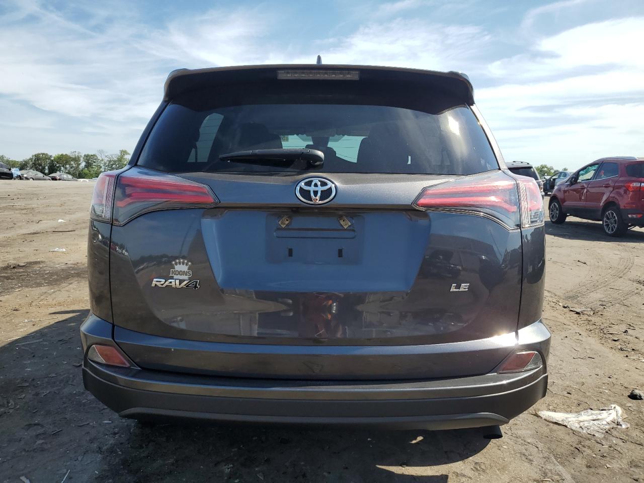 2018 Toyota Rav4 Le vin: JTMZFREV4JJ177287