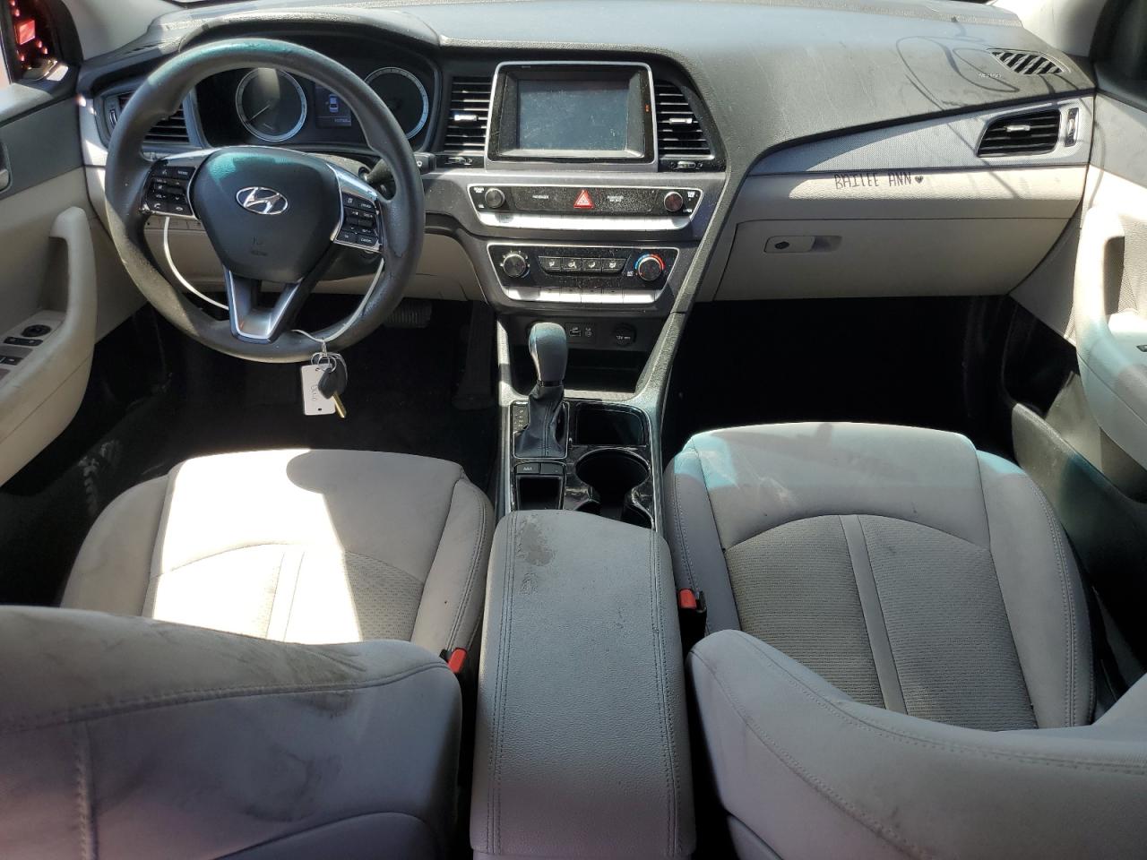 5NPE24AF4JH609557 2018 Hyundai Sonata Se