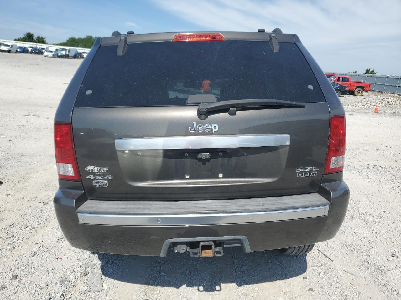 1J8HR68296C356531 2006 Jeep Grand Cherokee Overland