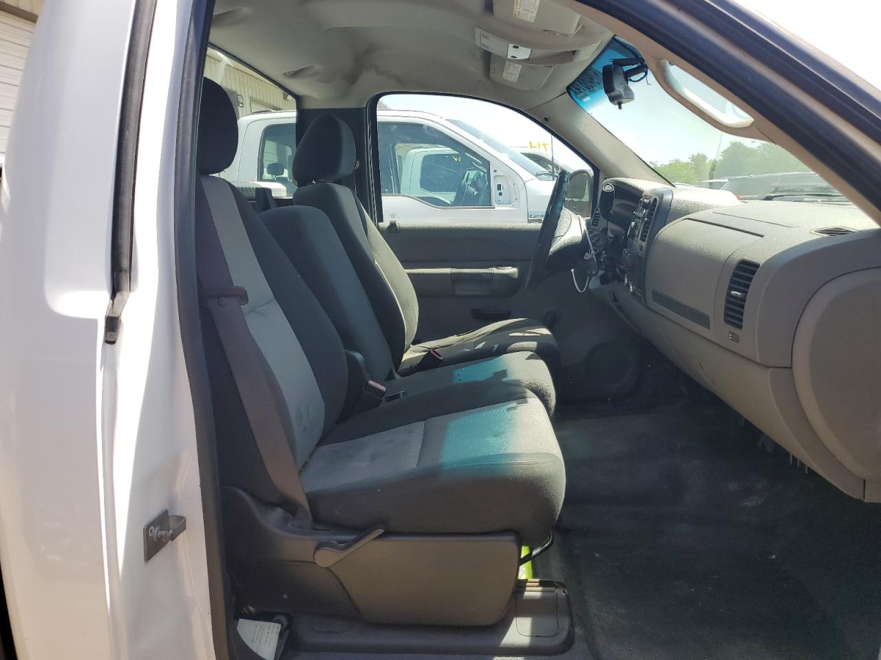 1GCHC24K18E105825 2008 Chevrolet Silverado C2500 Heavy Duty