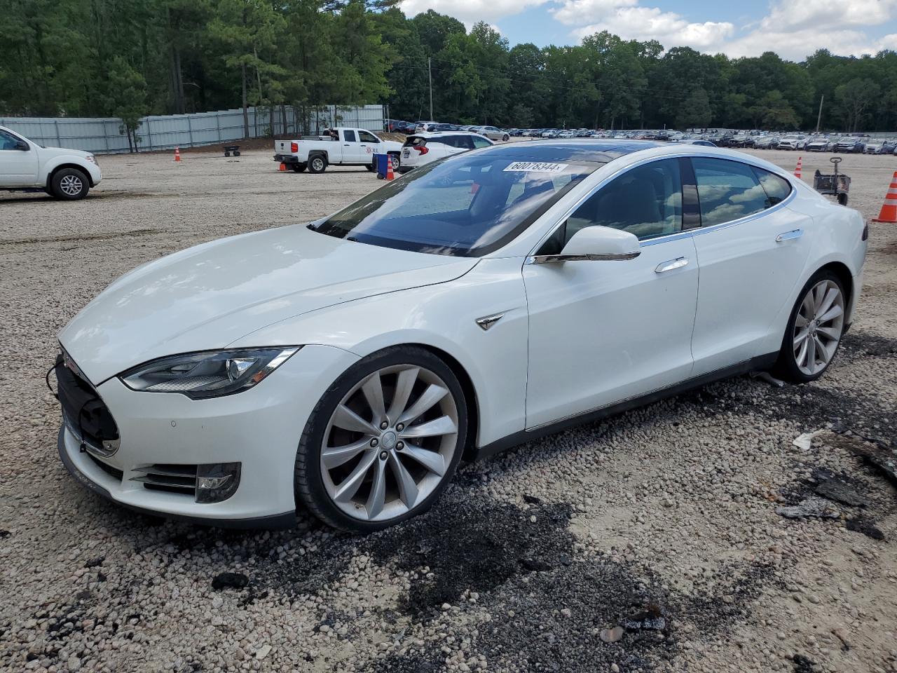 2013 Tesla Model S vin: 5YJSA1DN2DFP21168