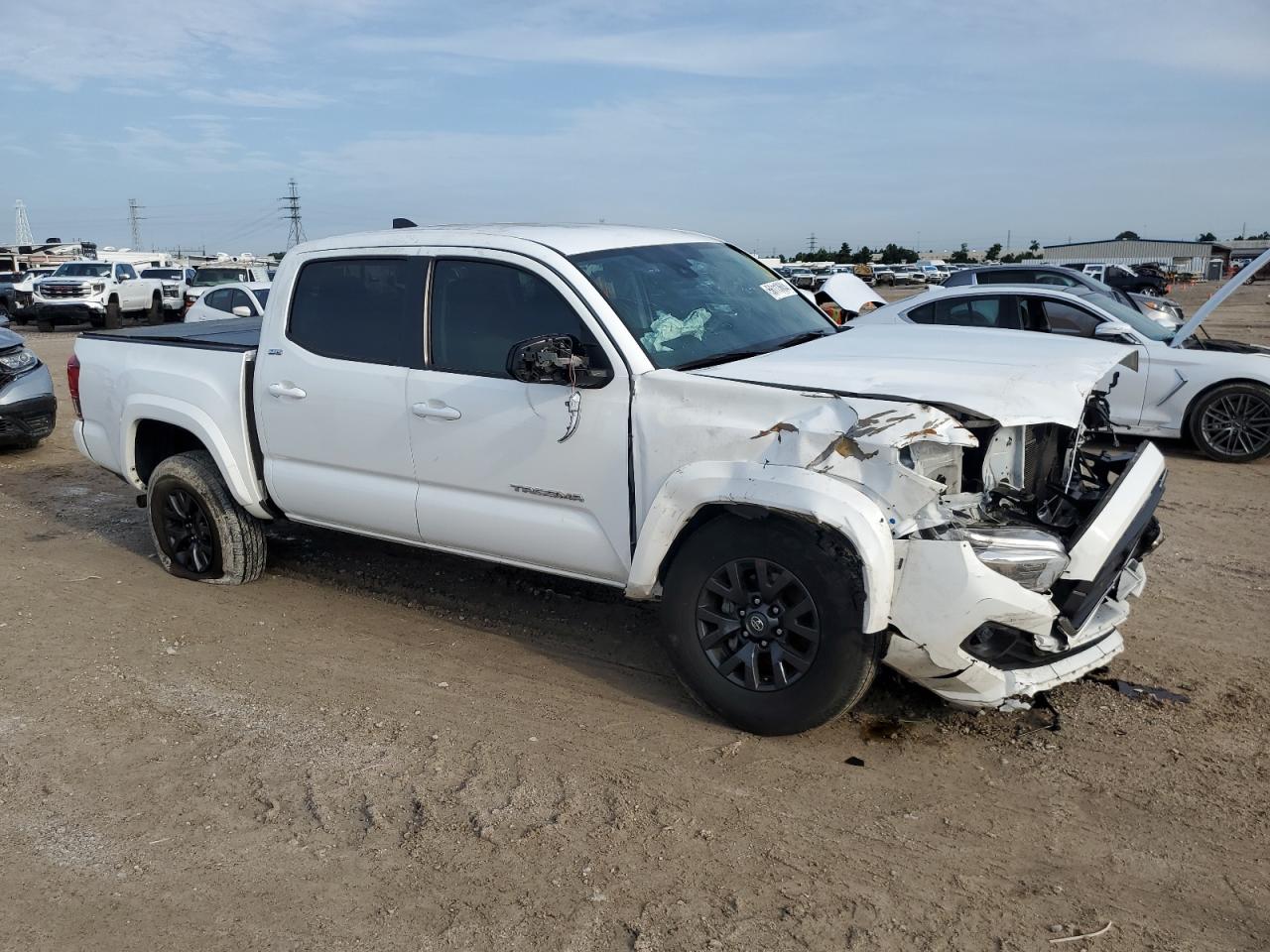 2022 Toyota Tacoma Double Cab vin: 3TMAZ5CN1NM167051