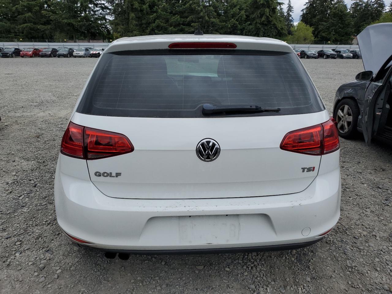 2016 Volkswagen Golf S/Se vin: 3VW217AU3GM043865