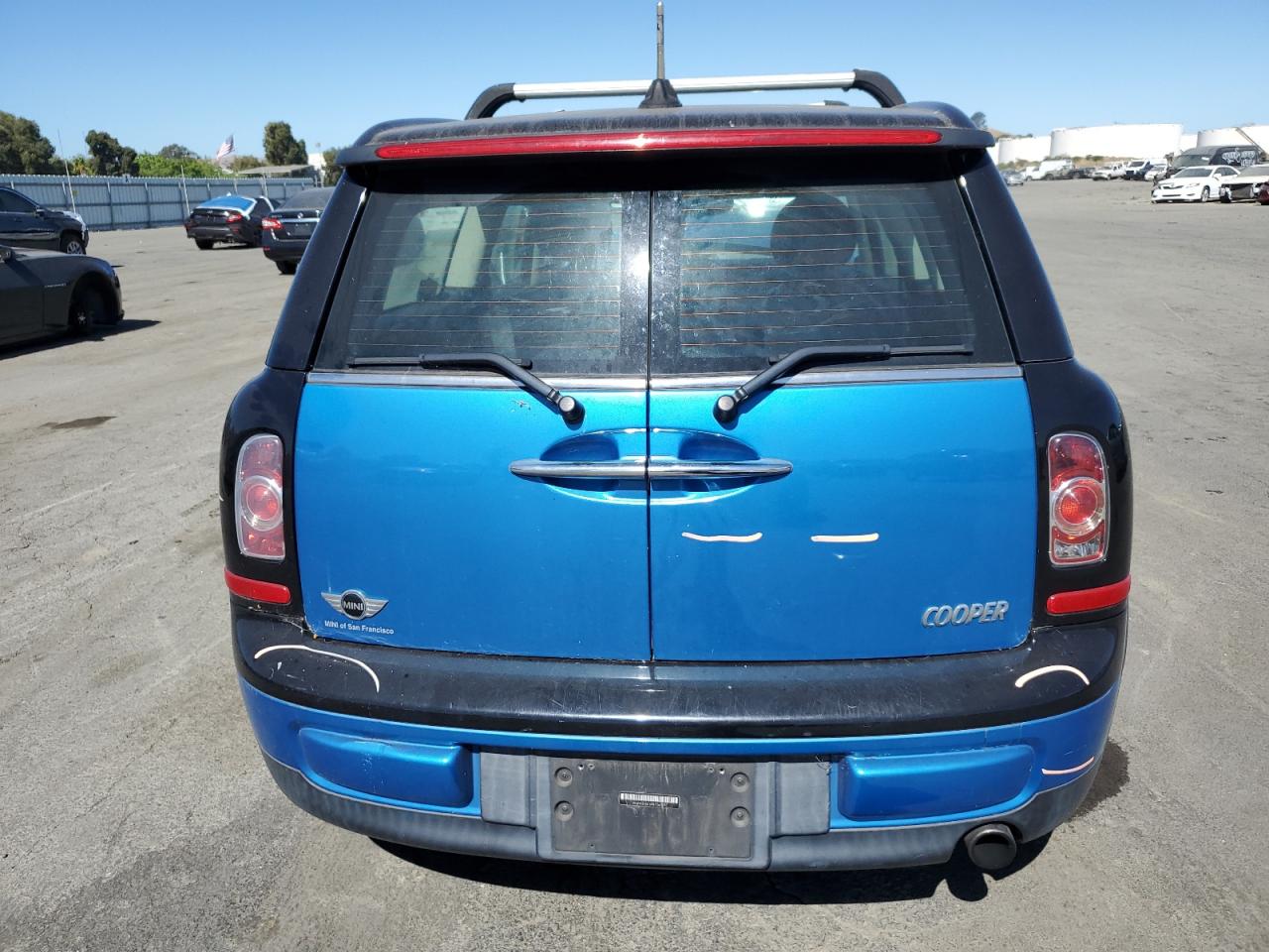 WMWZF3C59BT267571 2011 Mini Cooper Clubman