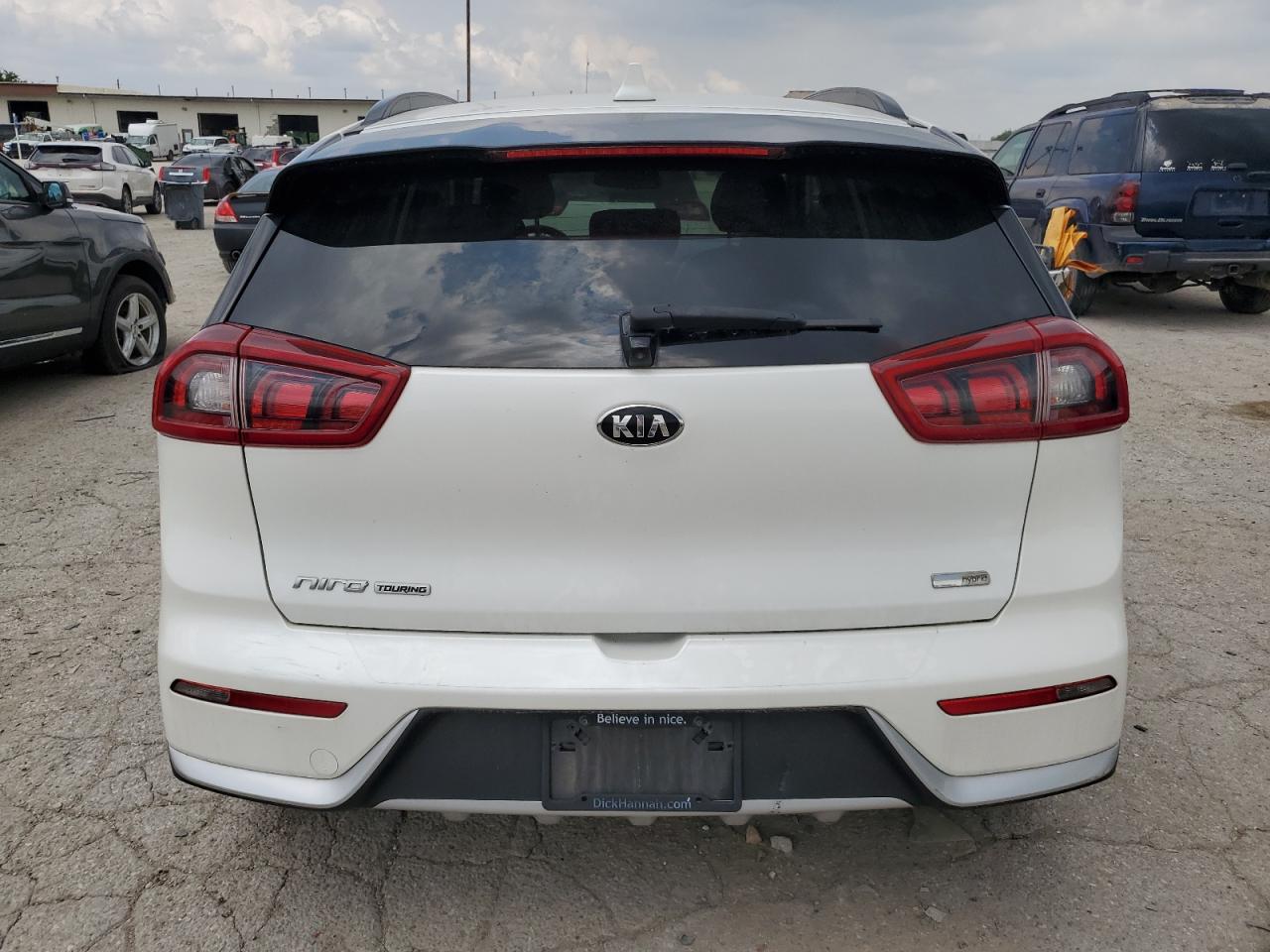 KNDCC3LC6H5094735 2017 Kia Niro Ex