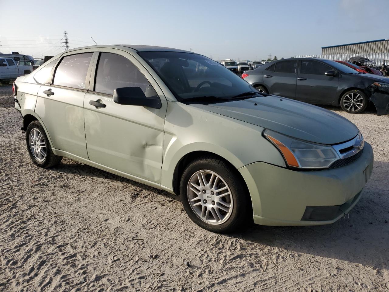 1FAHP3FNXAW257769 2010 Ford Focus Se