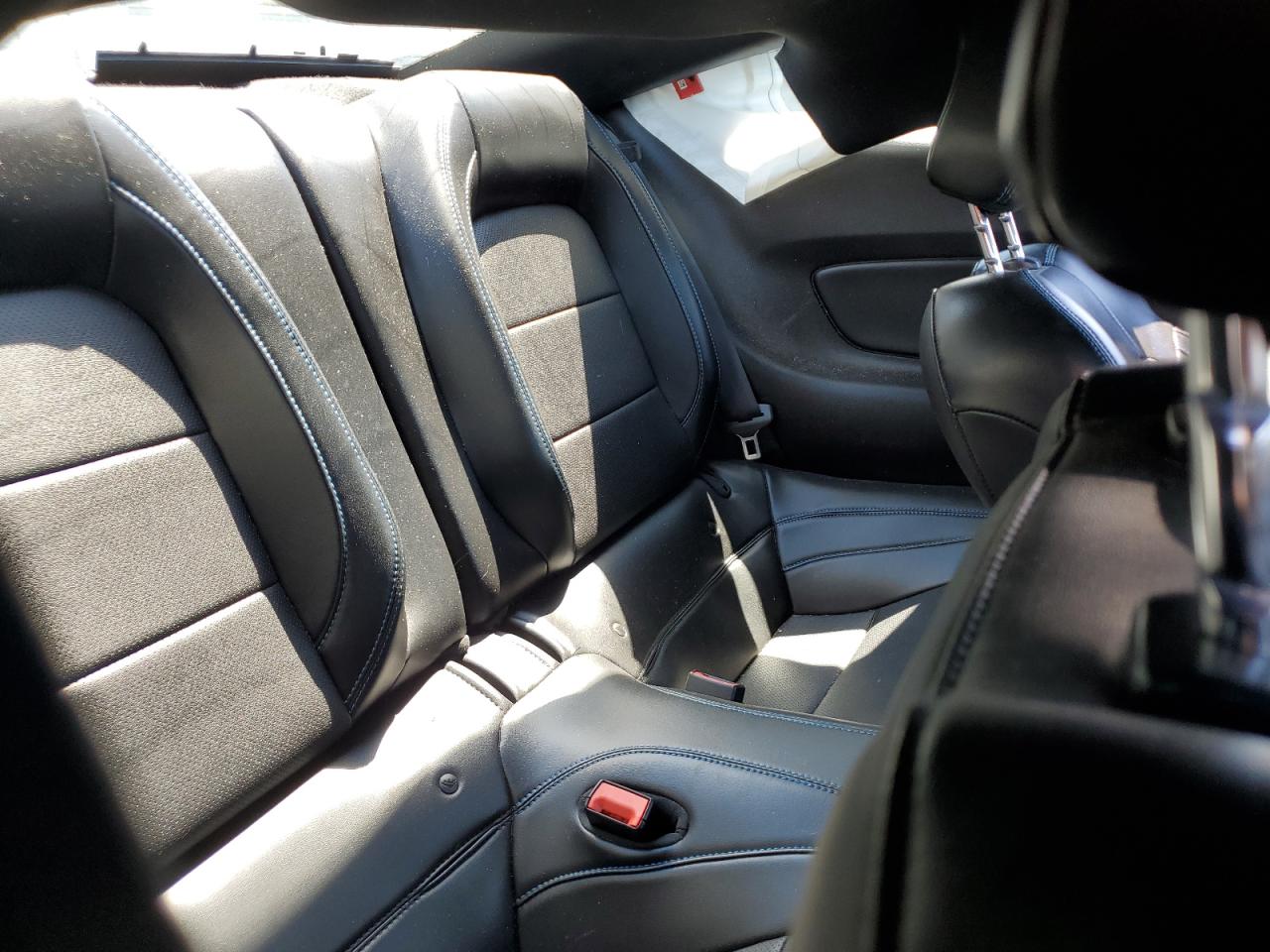 1FA6P8TH8L5129364 2020 Ford Mustang