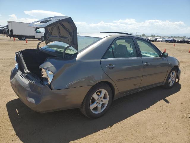 4T1BA32K94U019971 2004 Toyota Camry Se