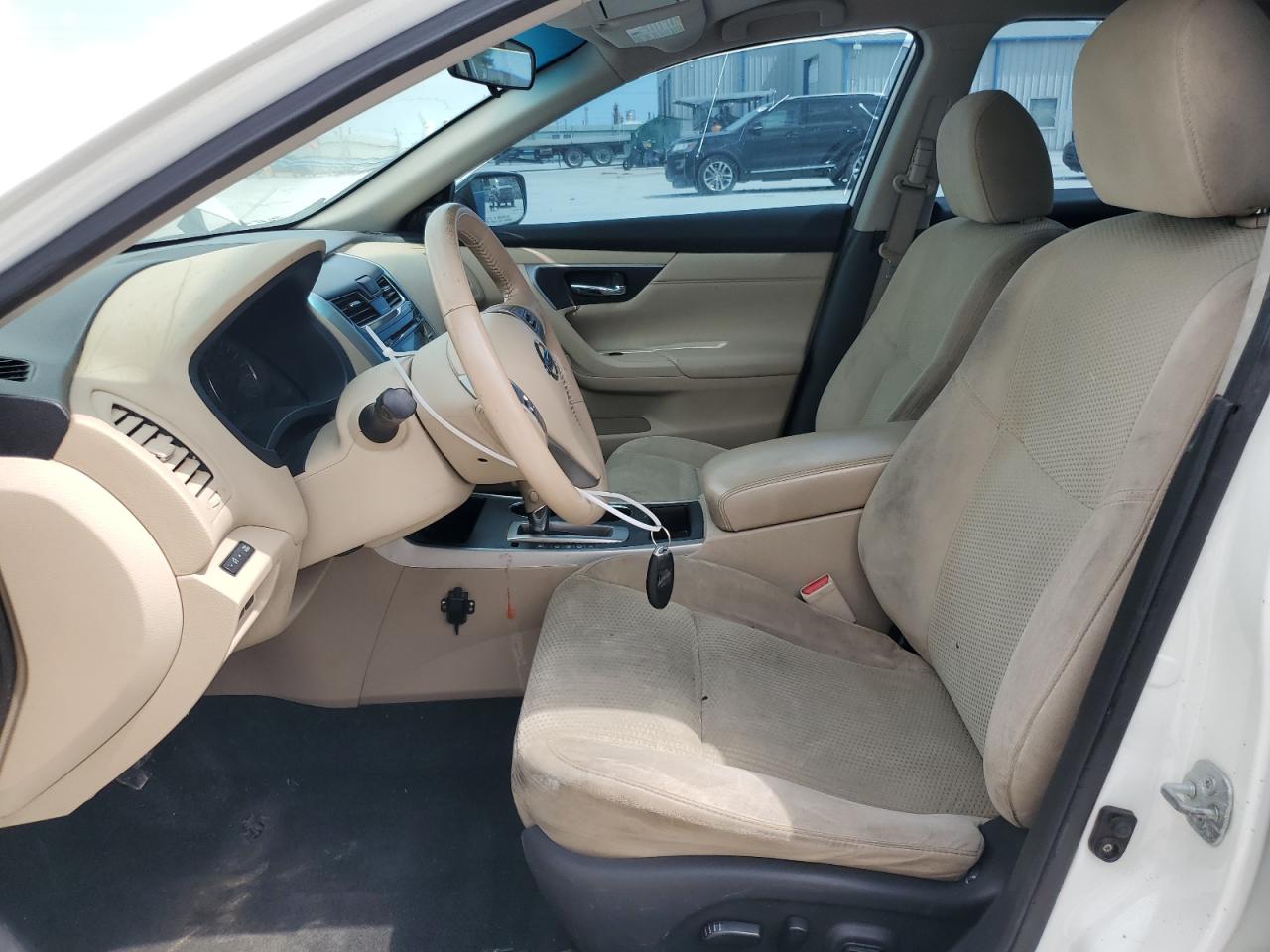 2015 Nissan Altima 2.5 vin: 1N4AL3AP6FC583079