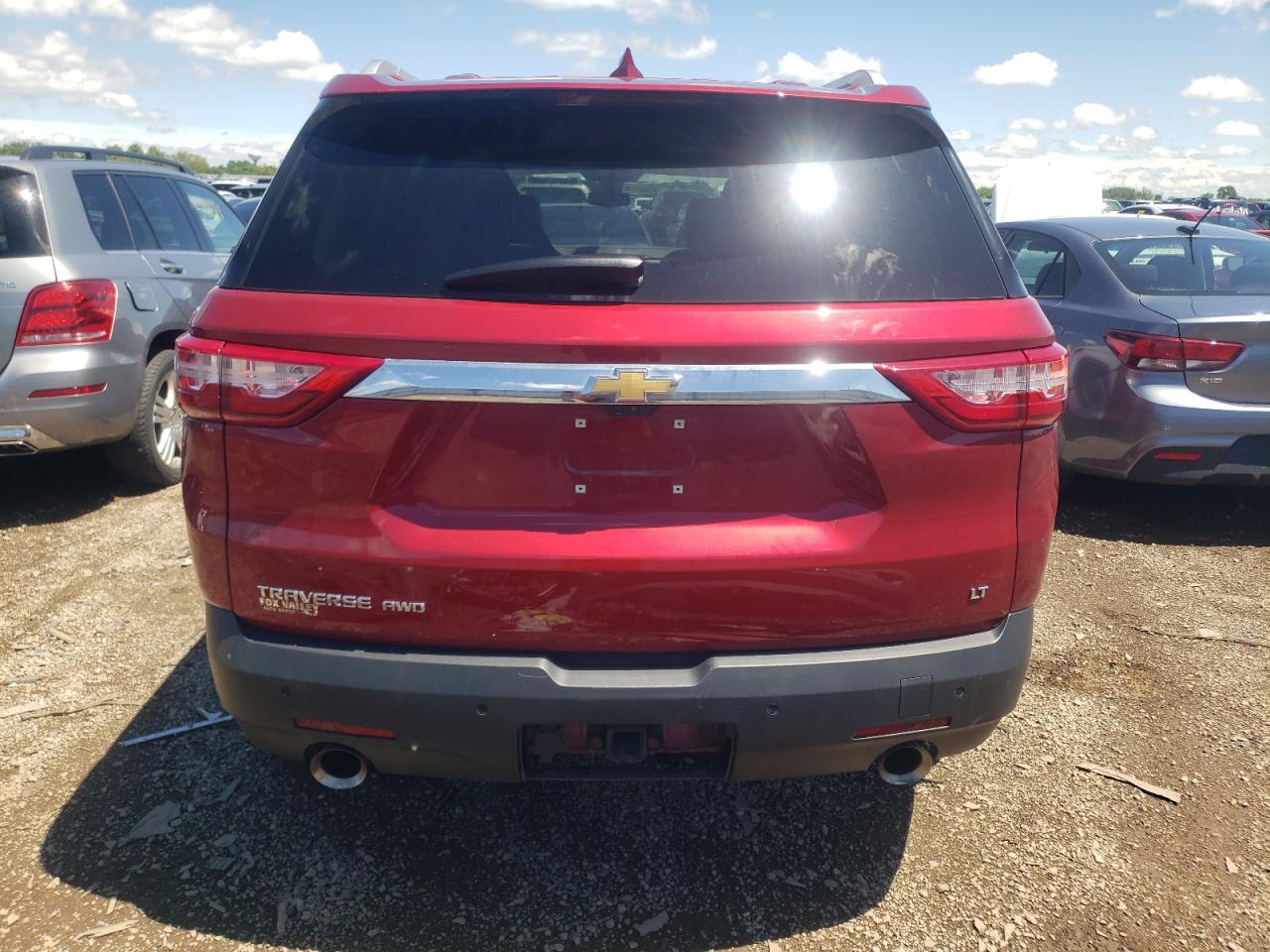1GNEVHKW1JJ179515 2018 Chevrolet Traverse Lt
