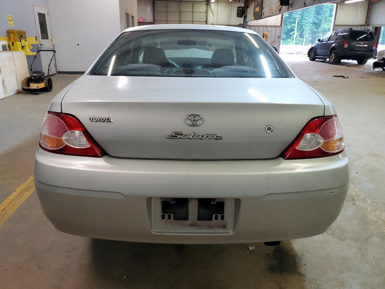 2T1CE22P42C006008 2002 Toyota Camry Solara Se