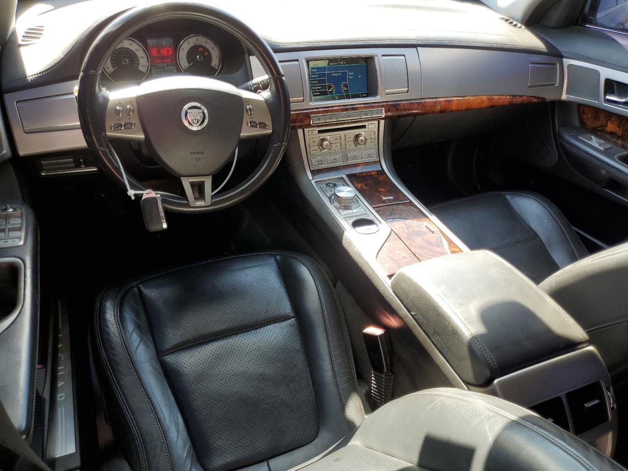 SAJWA0GBXALR74603 2010 Jaguar Xf Premium