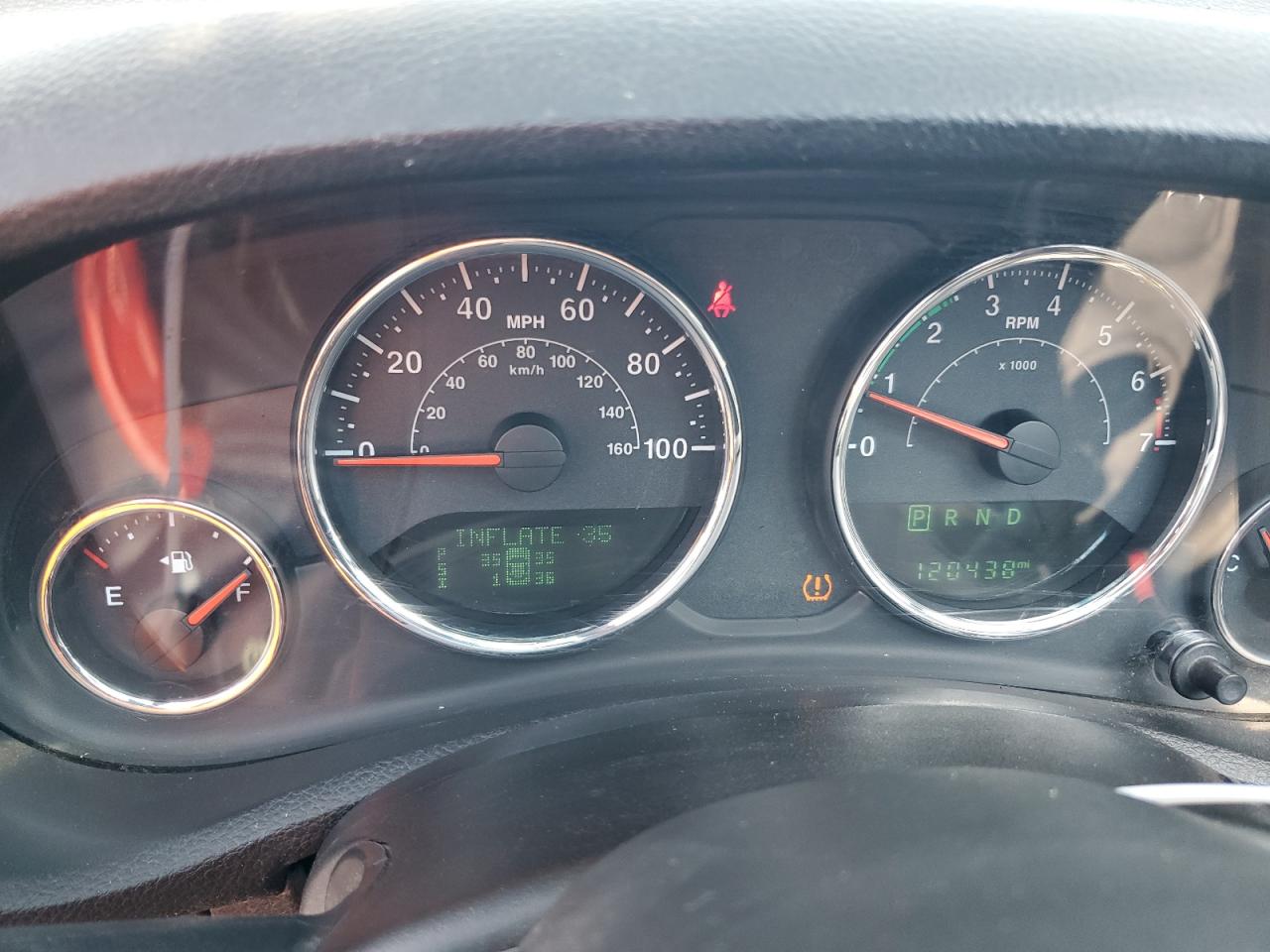 1C4BJWEG6FL514750 2015 Jeep Wrangler Unlimited Sahara