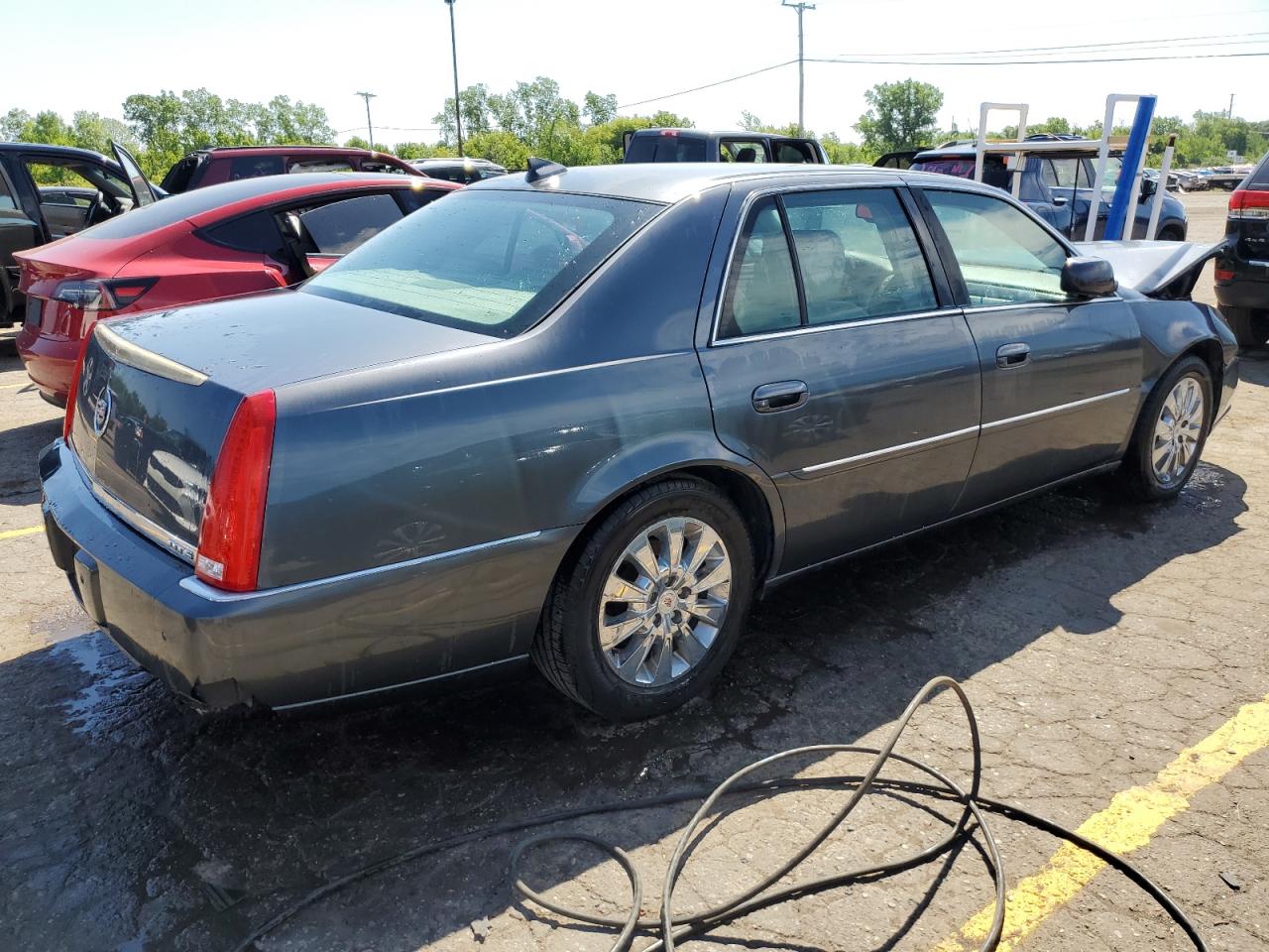 Lot #2945540082 2011 CADILLAC DTS PREMIU