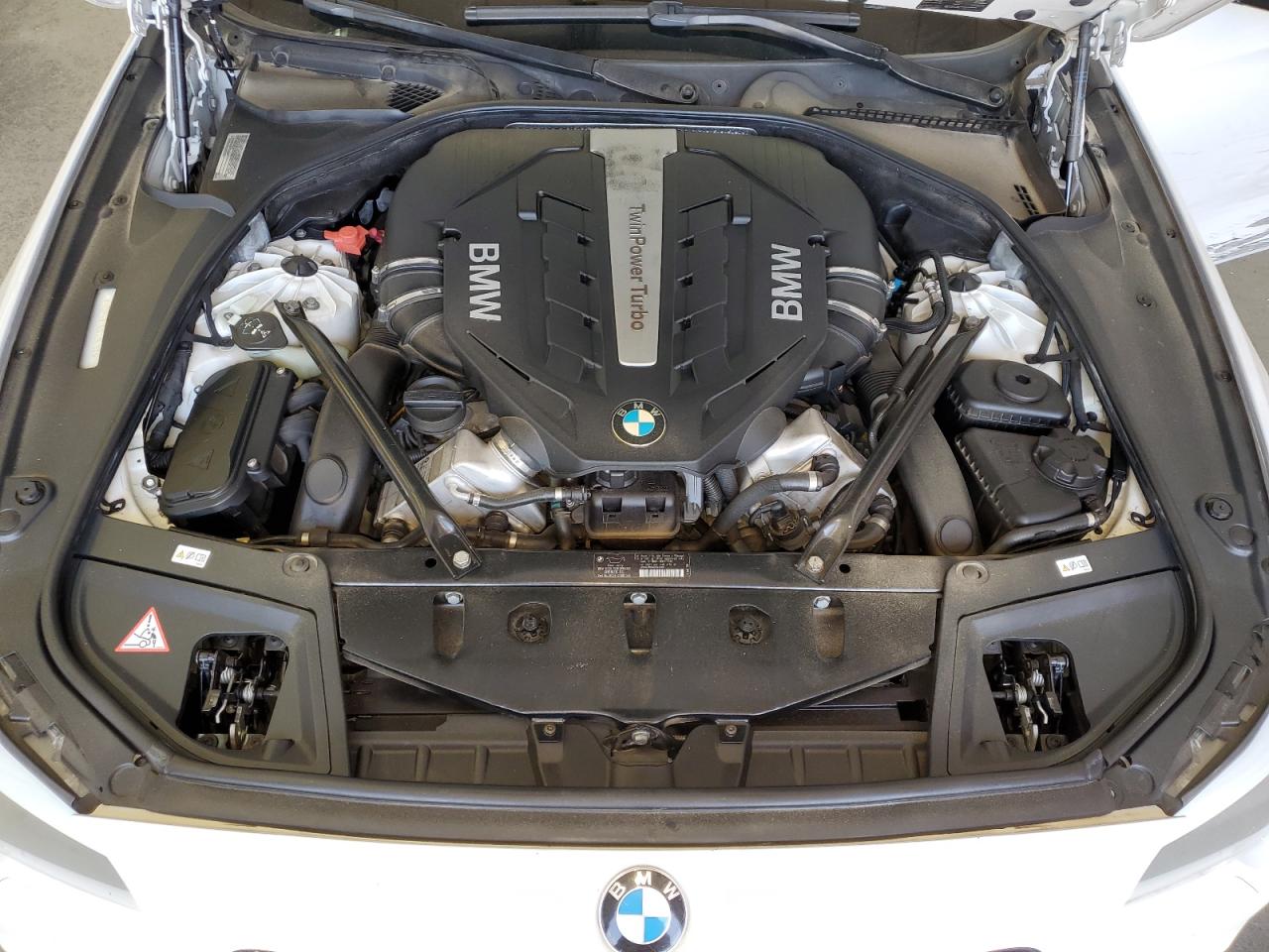 WBAFU9C53CDY70166 2012 BMW 550 Xi