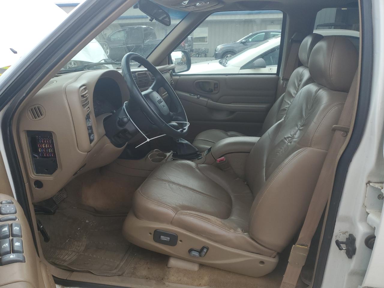 1GKDT13W1Y2328014 2000 GMC Jimmy / Envoy