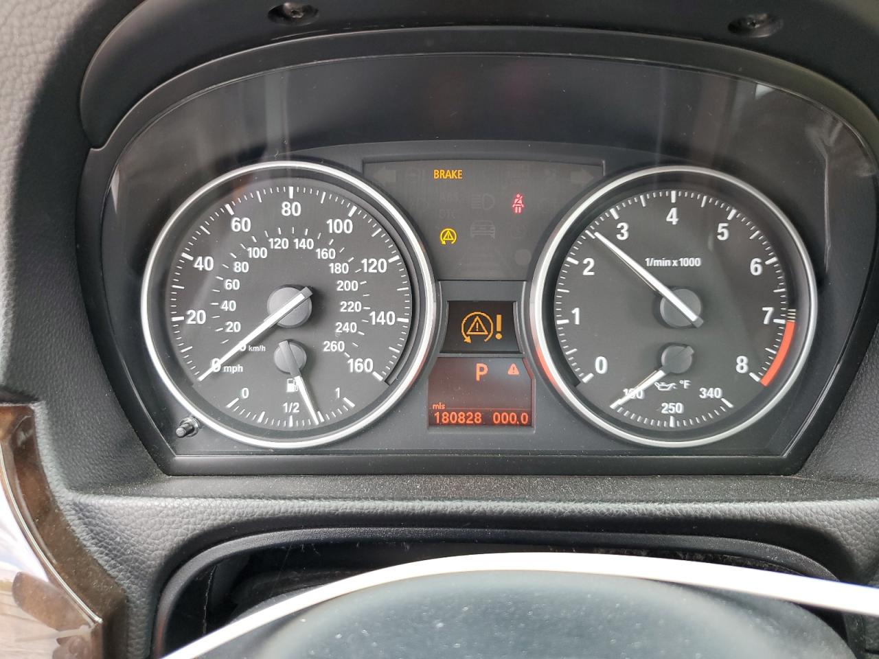 WBAKE3C52BE557840 2011 BMW 328 I