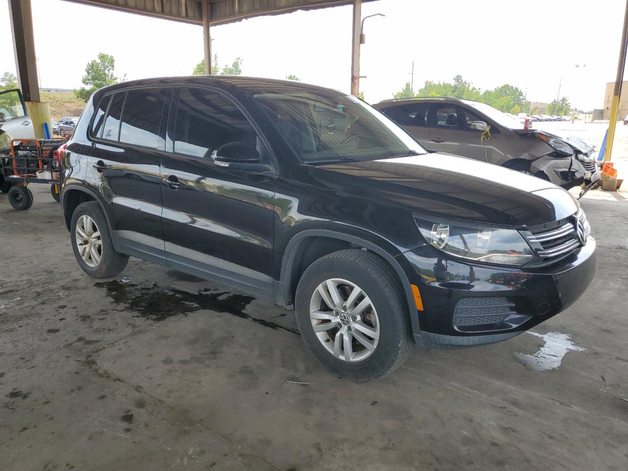 2013 Volkswagen Tiguan S vin: WVGBV7AX0DW504075