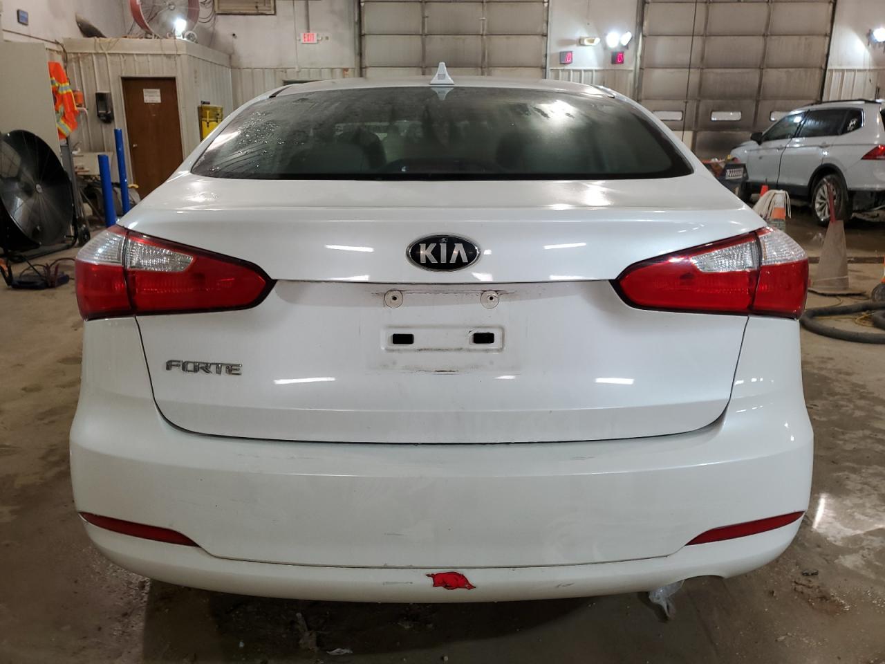 2014 Kia Forte Lx vin: KNAFX4A64E5048382