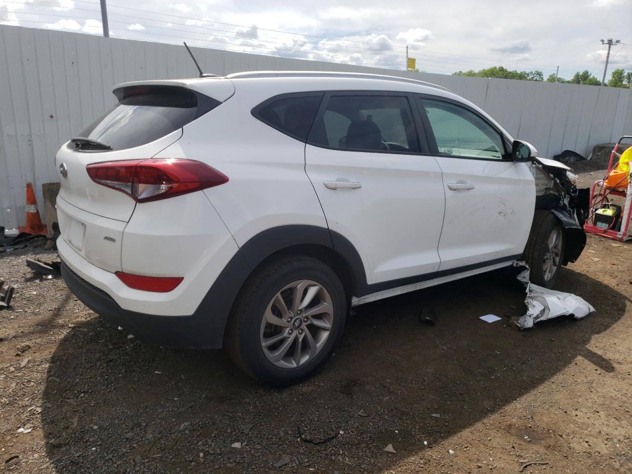 KM8J3CA41HU539189 2017 Hyundai Tucson Limited