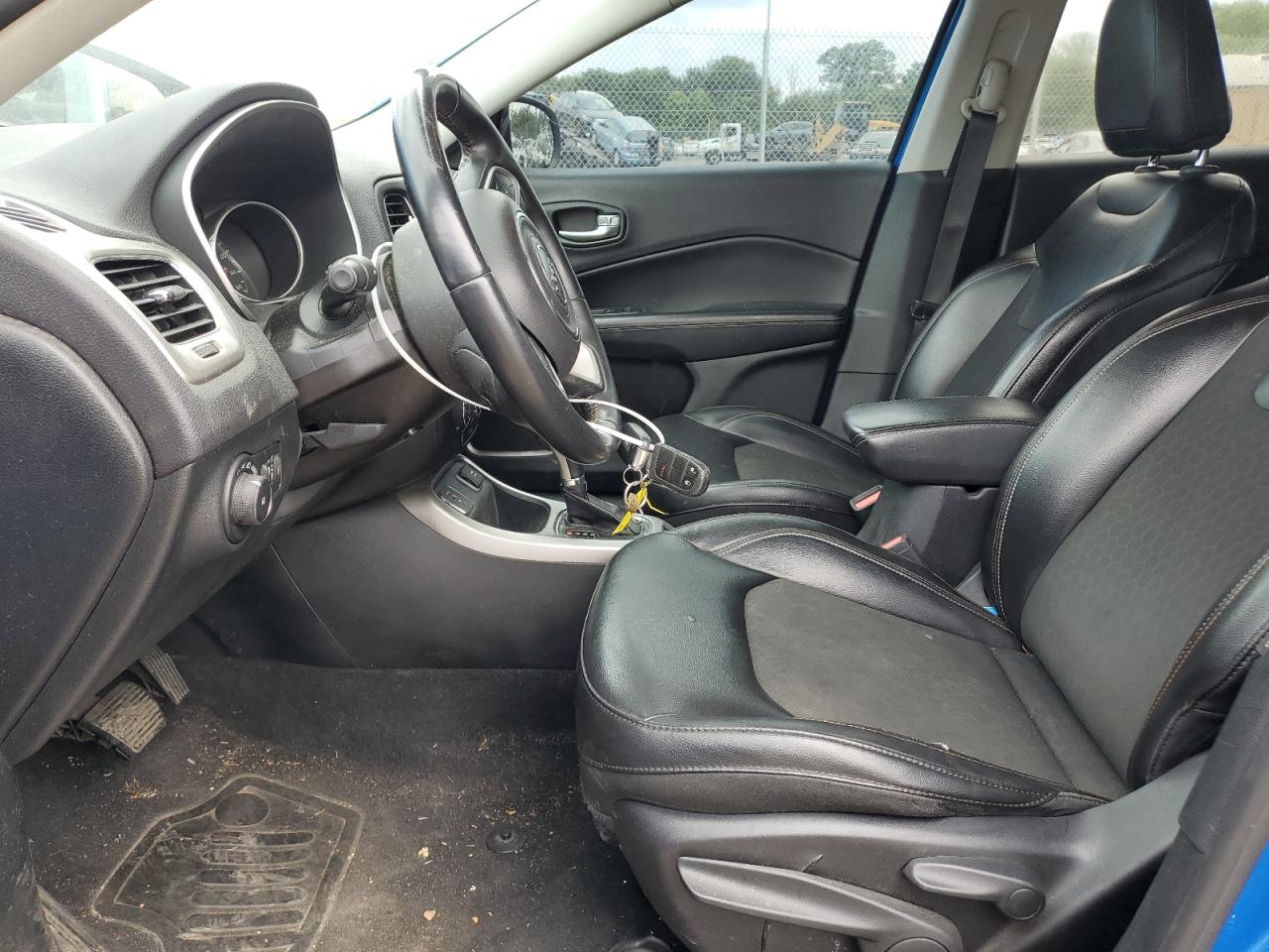 3C4NJCBB8JT182361 2018 Jeep Compass Latitude