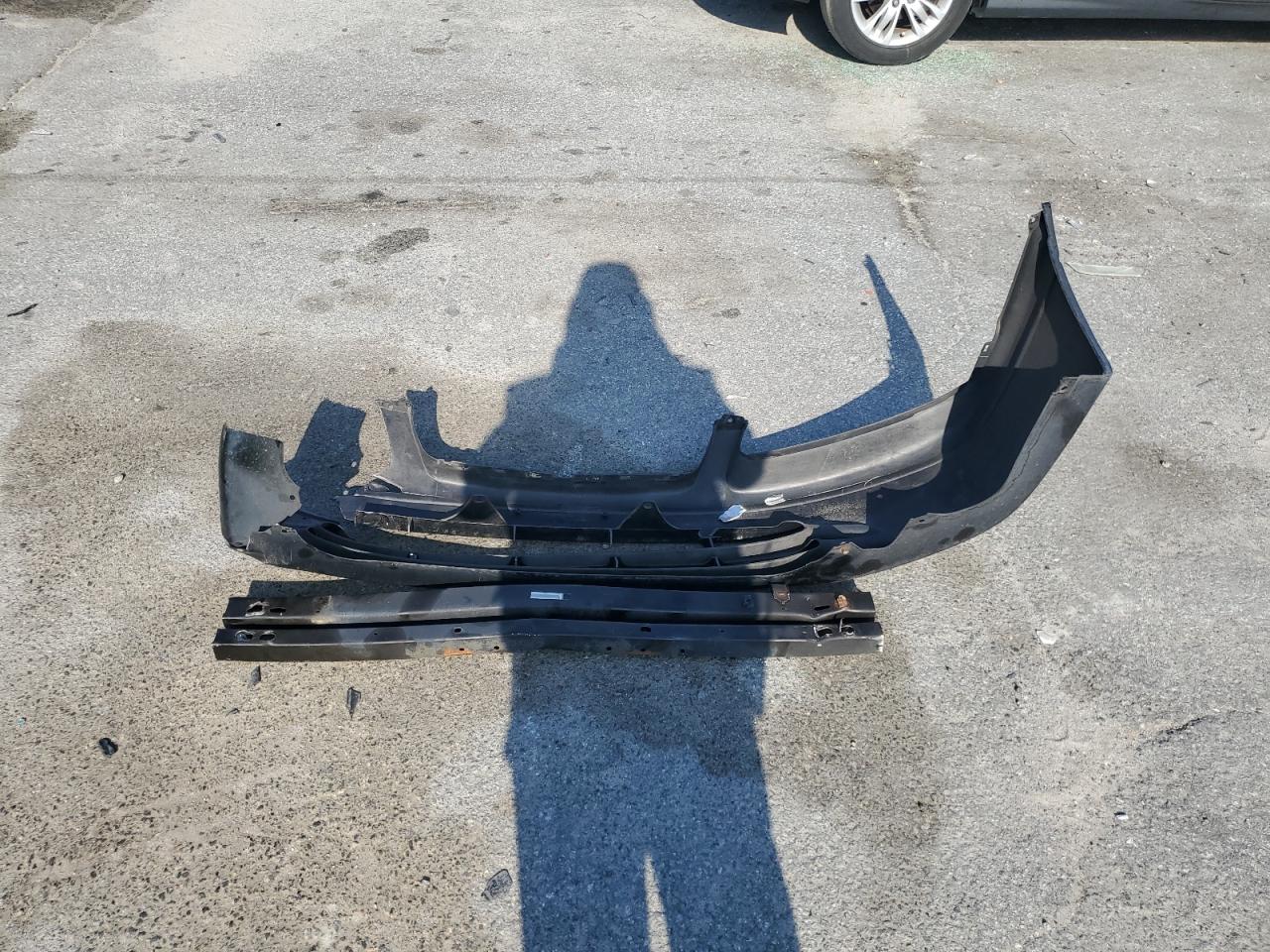 4T1BF28K3YU937241 2000 Toyota Camry Le