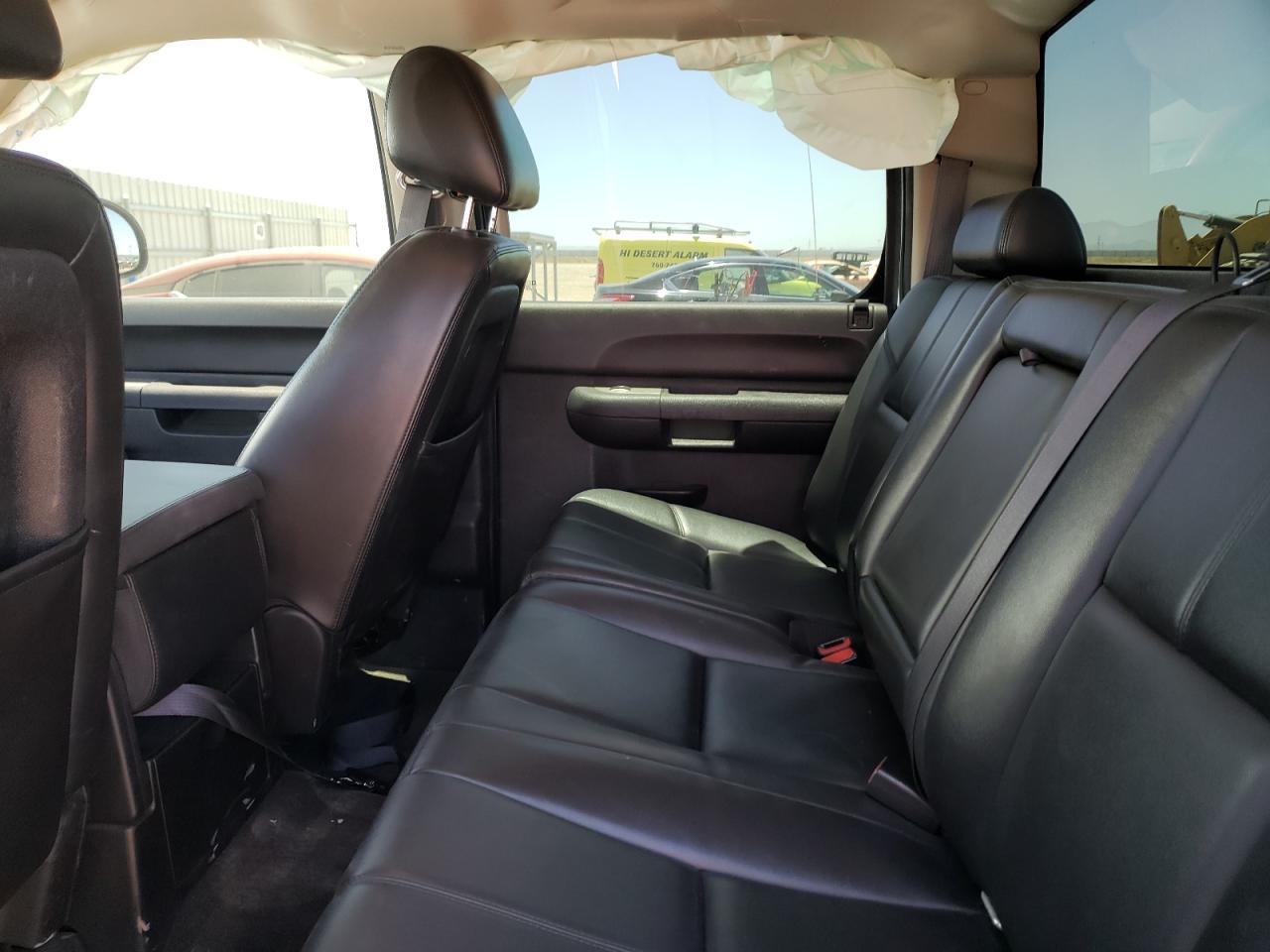 3GCPCSE06BG327527 2011 Chevrolet Silverado C1500 Lt