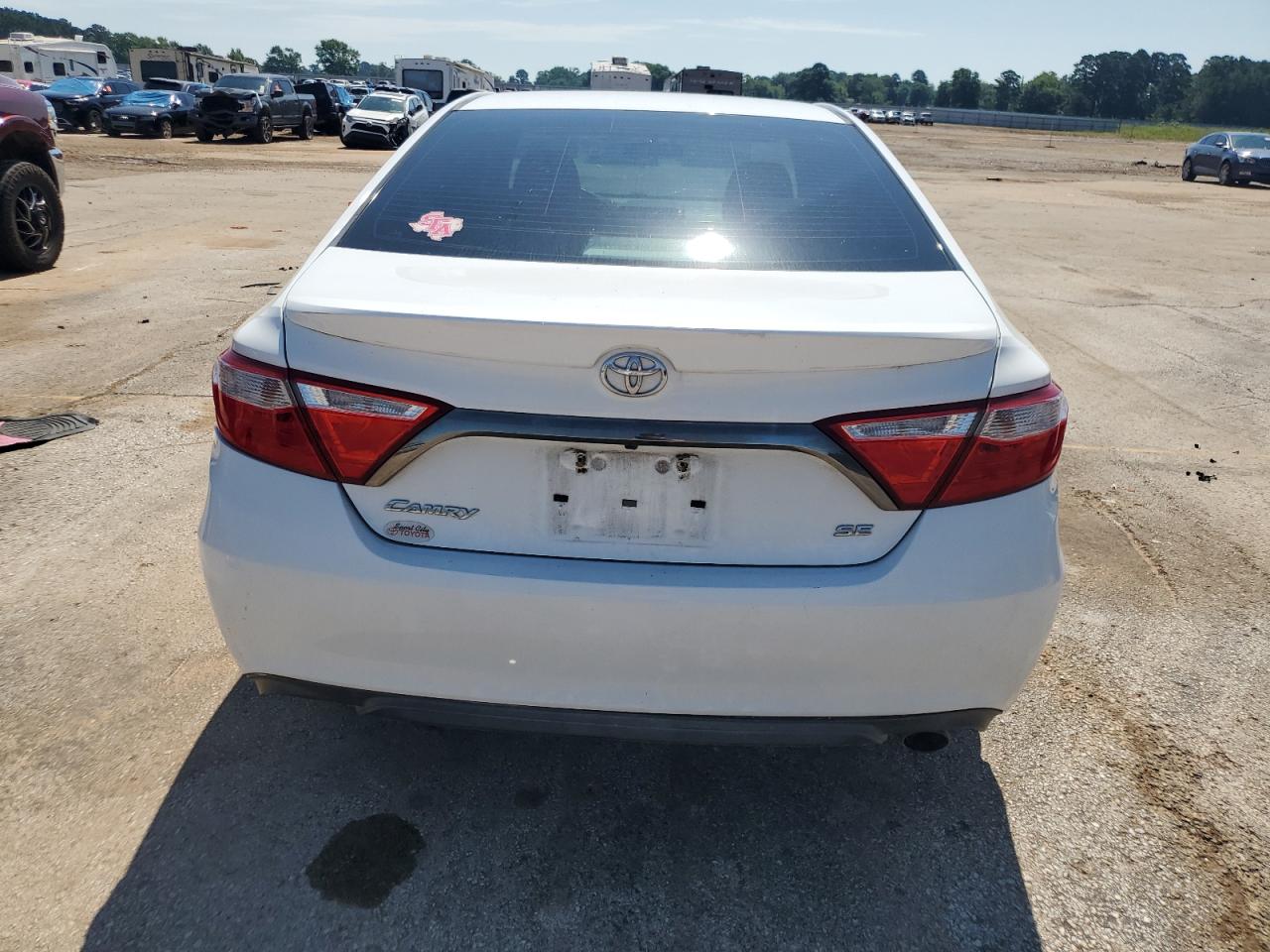 4T1BF1FK6GU578348 2016 Toyota Camry Le