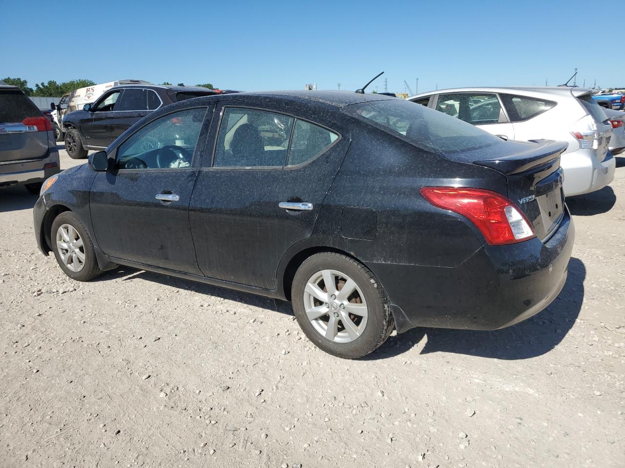 2014 Nissan Versa S vin: 3N1CN7AP9EL830119