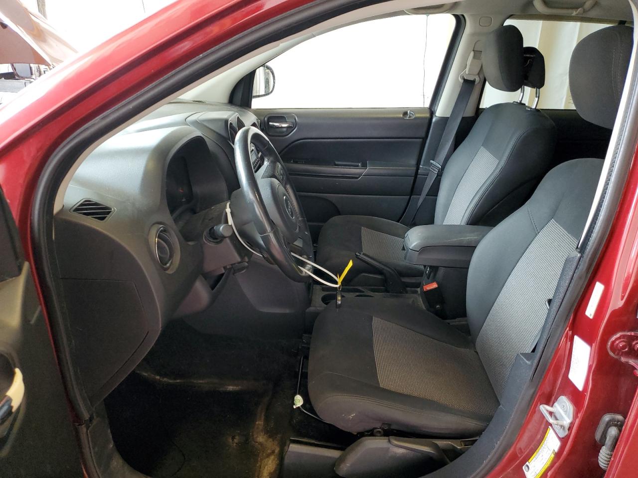 1C4NJDEB7CD546148 2012 Jeep Compass Latitude