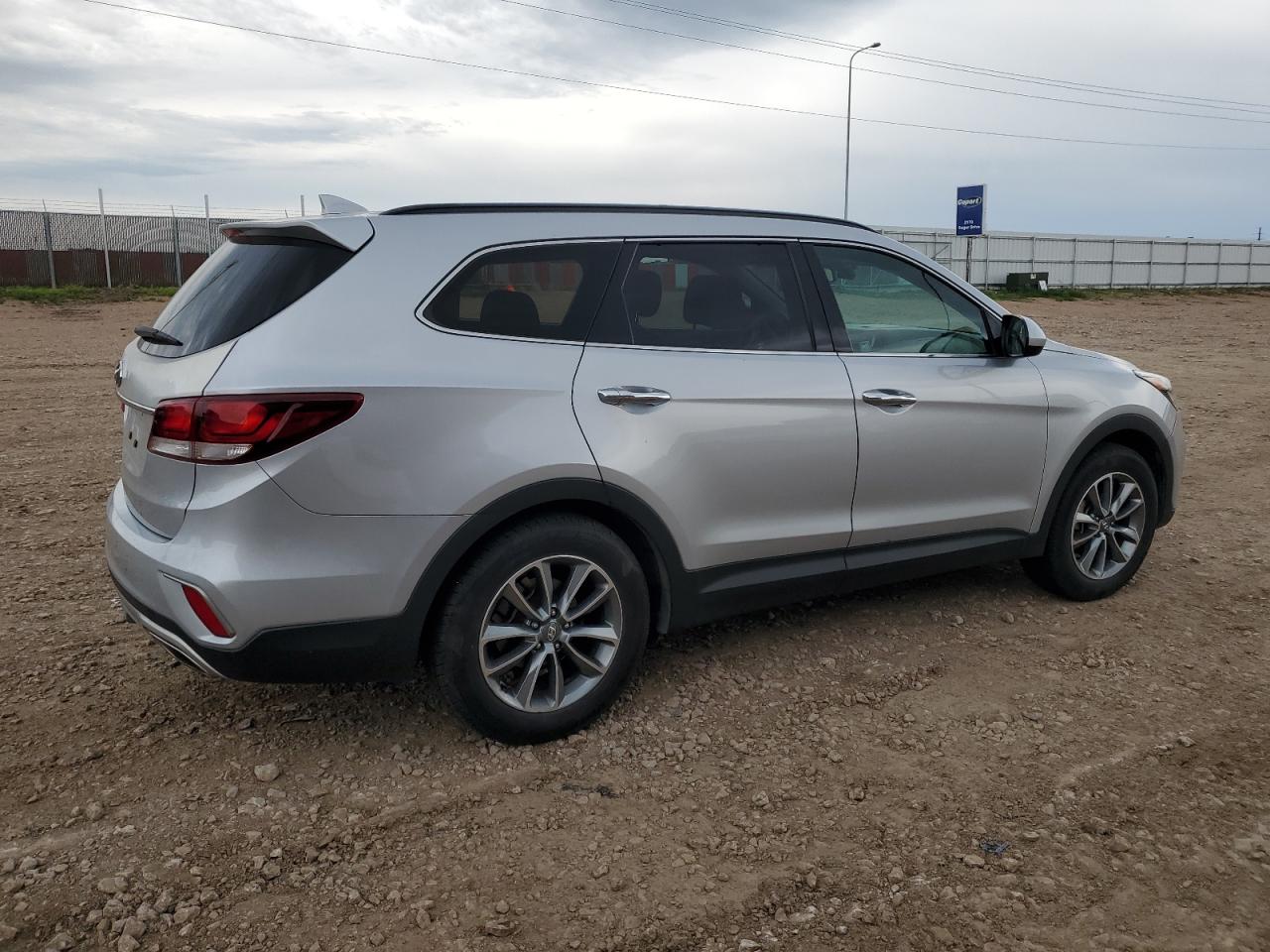 KM8SM4HF1HU187164 2017 Hyundai Santa Fe Se