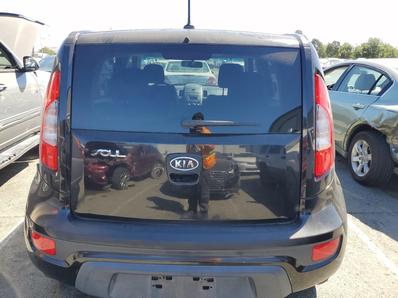 KNDJT2A62C7748500 2012 Kia Soul +