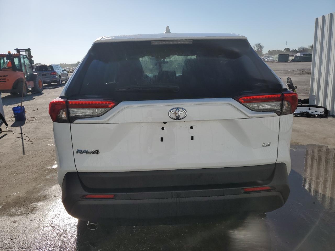 2T3H1RFV8RW315239 2024 Toyota Rav4 Le