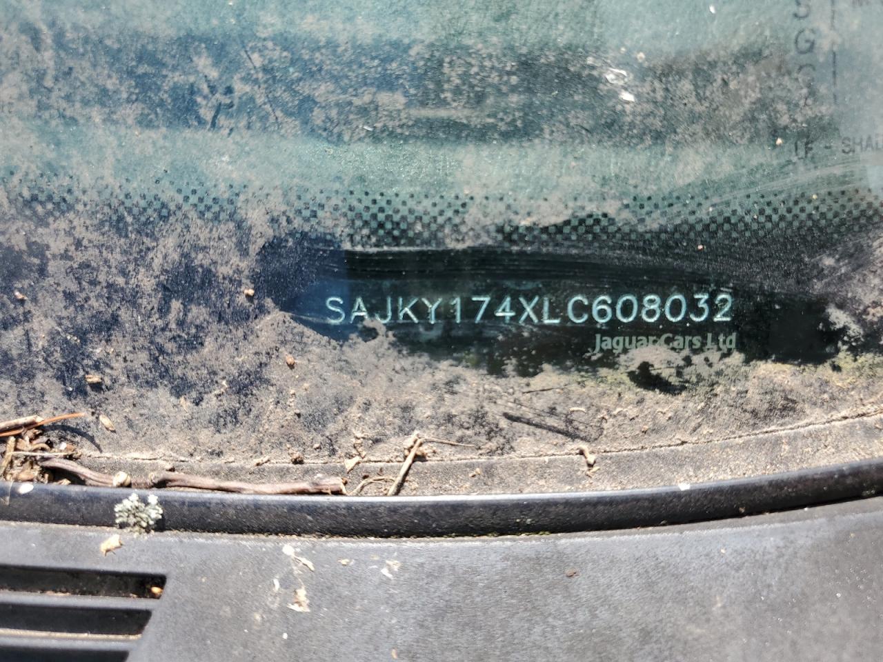 SAJKY174XLC608032 1990 Jaguar Vandenplas