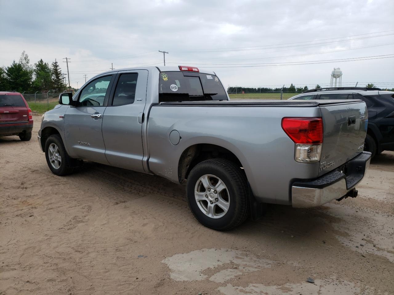 5TFUW5F17BX201529 2011 Toyota Tundra Double Cab Sr5