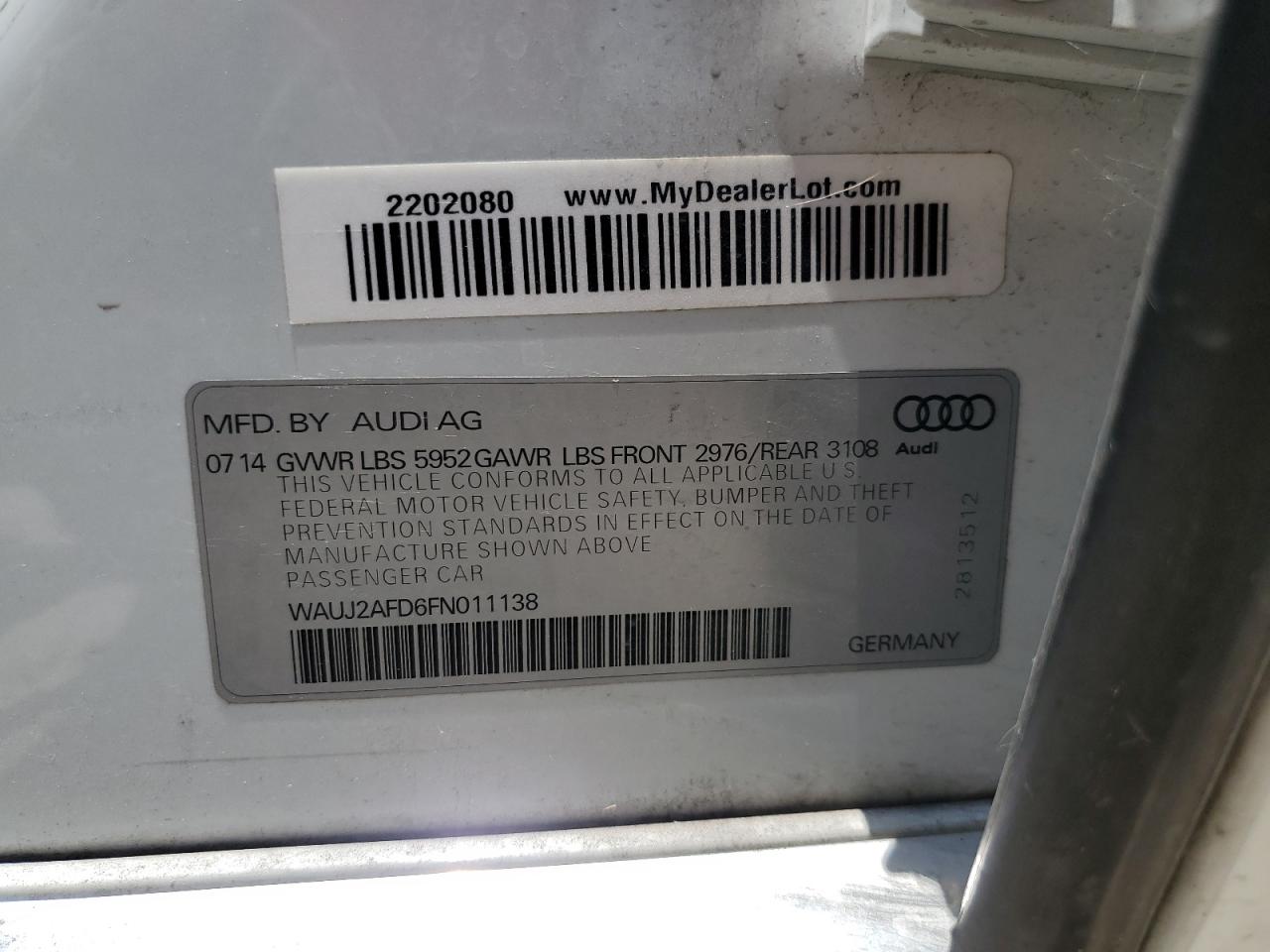 WAUJ2AFD6FN011138 2015 Audi A8 Quattro