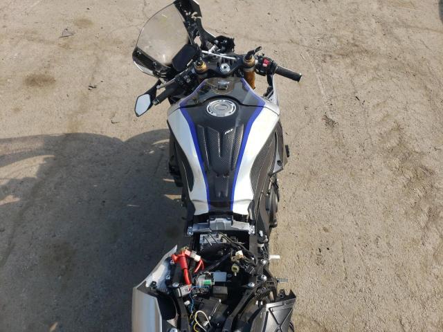 2018 YAMAHA YZFR1M JYARN40E6JA000801