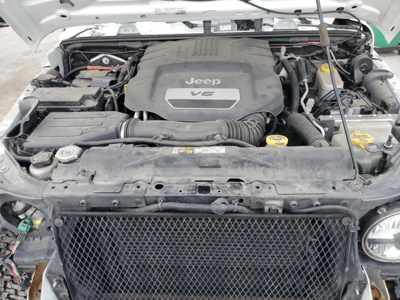 1C4BJWDG0GL237094 2016 Jeep Wrangler Unlimited Sport