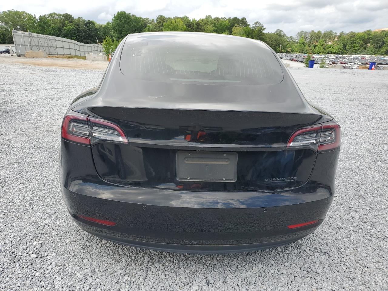 2018 Tesla Model 3 vin: 5YJ3E1EA2JF076473