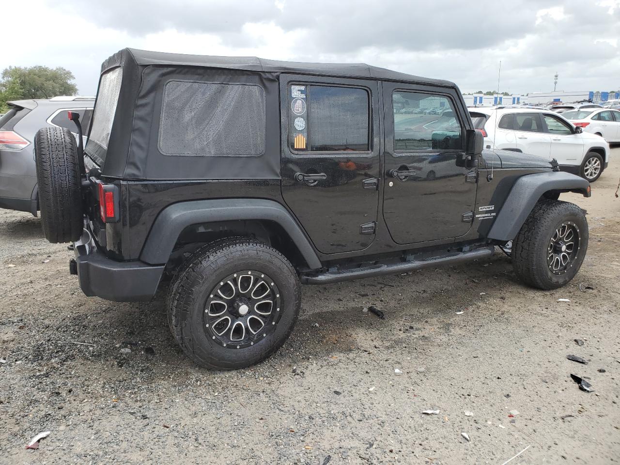 2015 Jeep Wrangler Unlimited Sport vin: 1C4BJWDG3FL565091