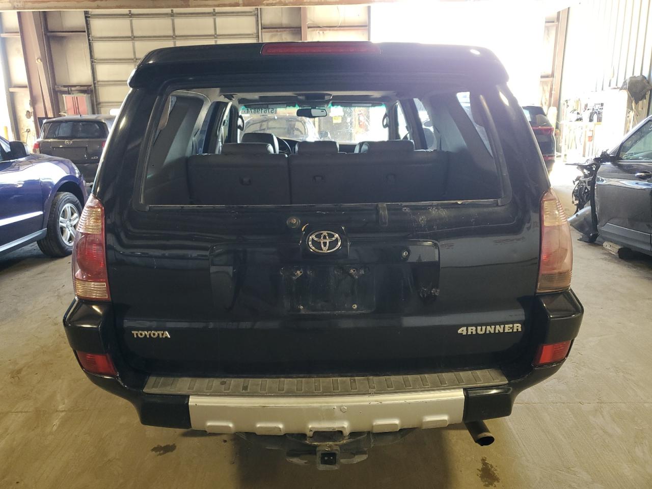 JTEBT17R640045570 2004 Toyota 4Runner Limited