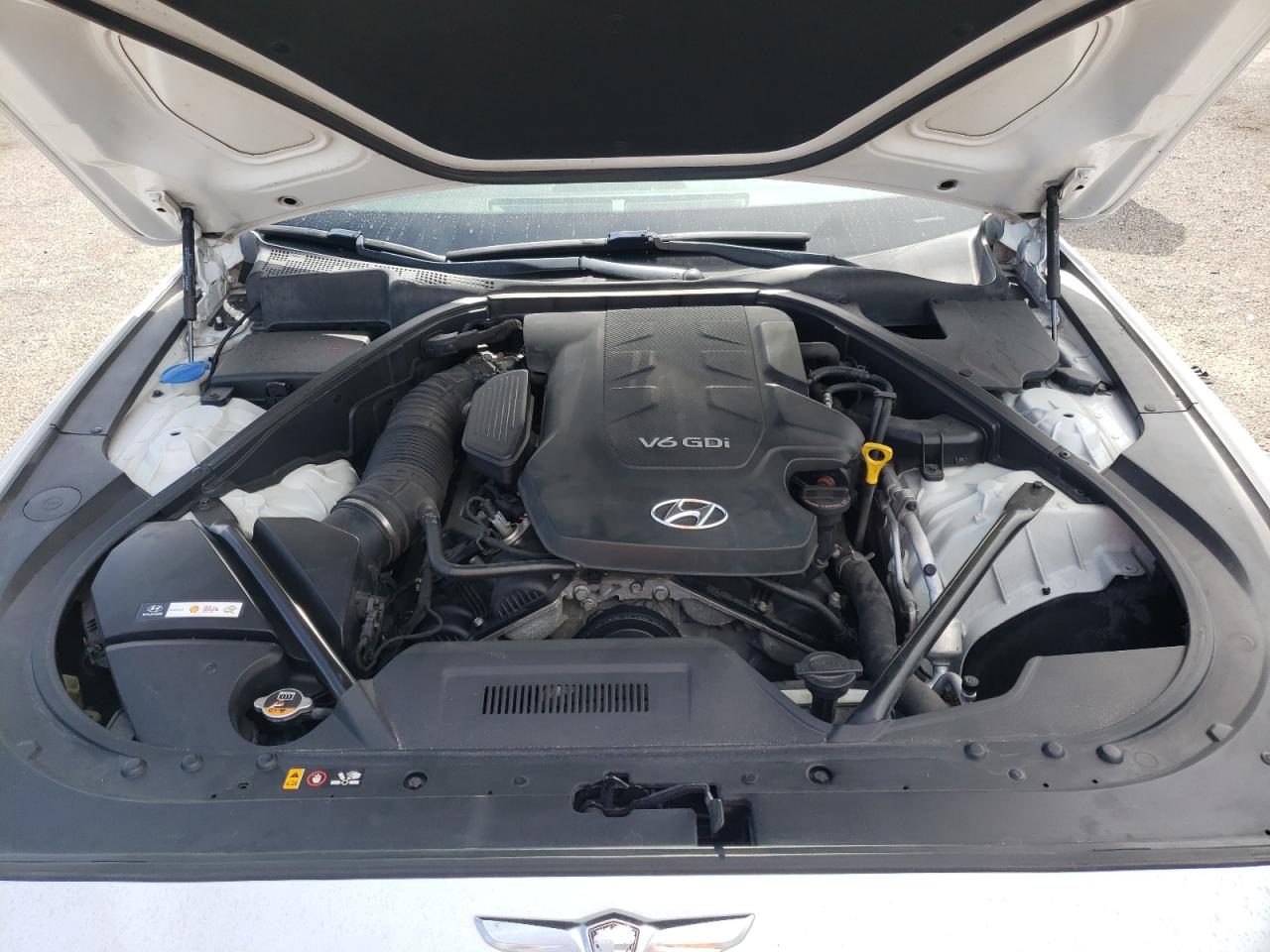 KMHGN4JE3FU028857 2015 Hyundai Genesis 3.8L