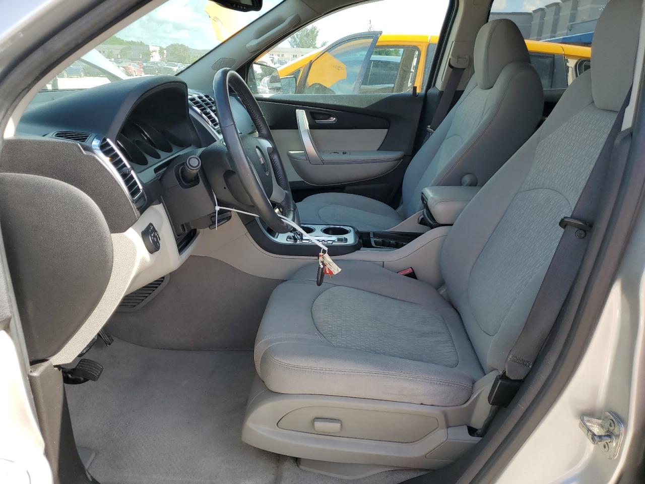 1GKLRLED1AJ106375 2010 GMC Acadia Sle