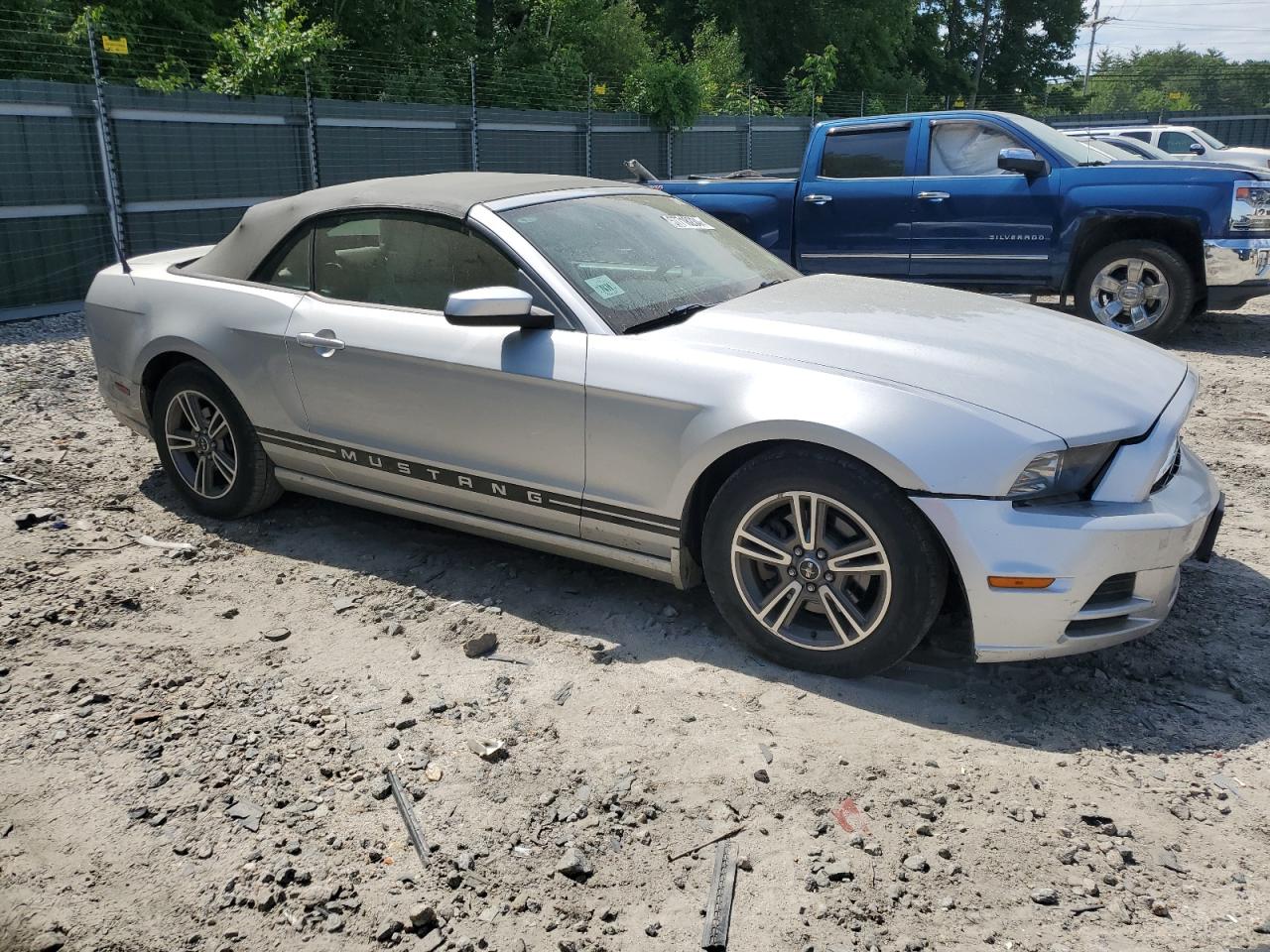 1ZVBP8EM1D5214001 2013 Ford Mustang